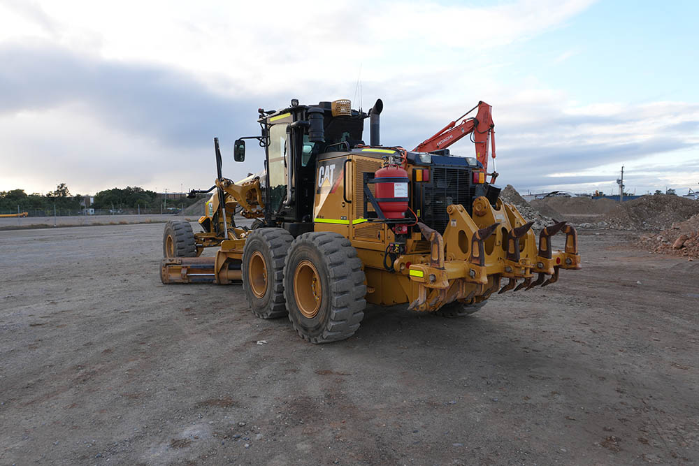 2017 Caterpillar 140M AWD Grader image 3